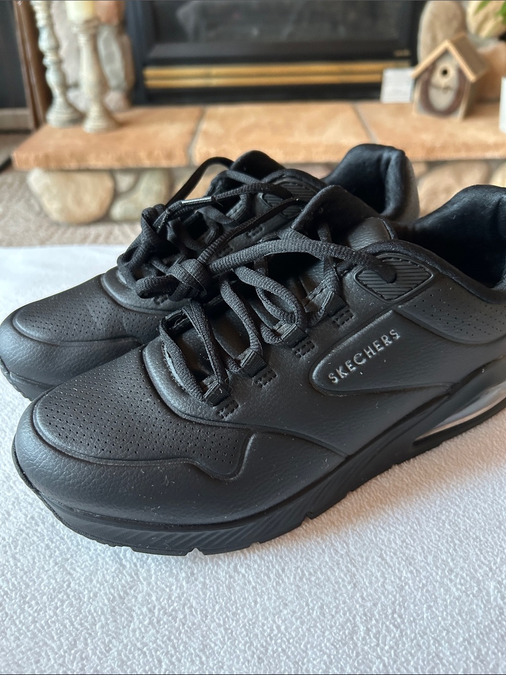 Skechers Women’s All-Black Uno 2 - Air Around You Athletic Sneakers, Size 9